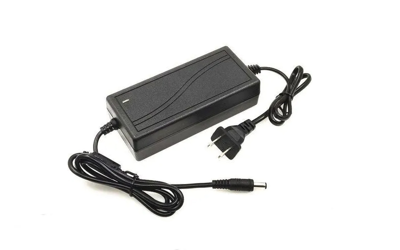 提升電源適配器安全性，這家改性廠的阻燃PC料有什么性能優(yōu)勢？