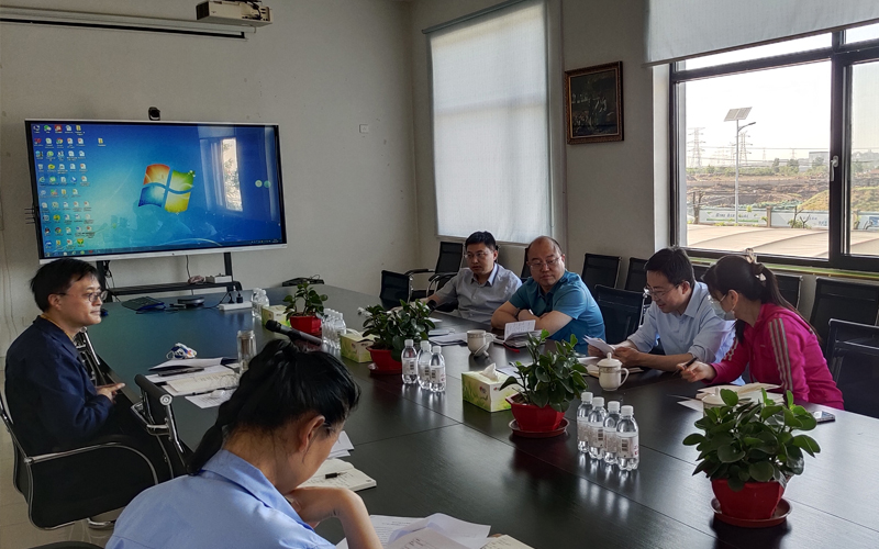 城陽(yáng)區(qū)工信局走訪慰問青島中新華美公司